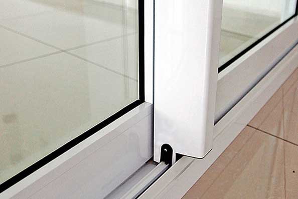 perfil esquadria de aluminio janela porta basculante de abrir correr preço balneário camboriú venezianas portões divisórias internas fechamentos